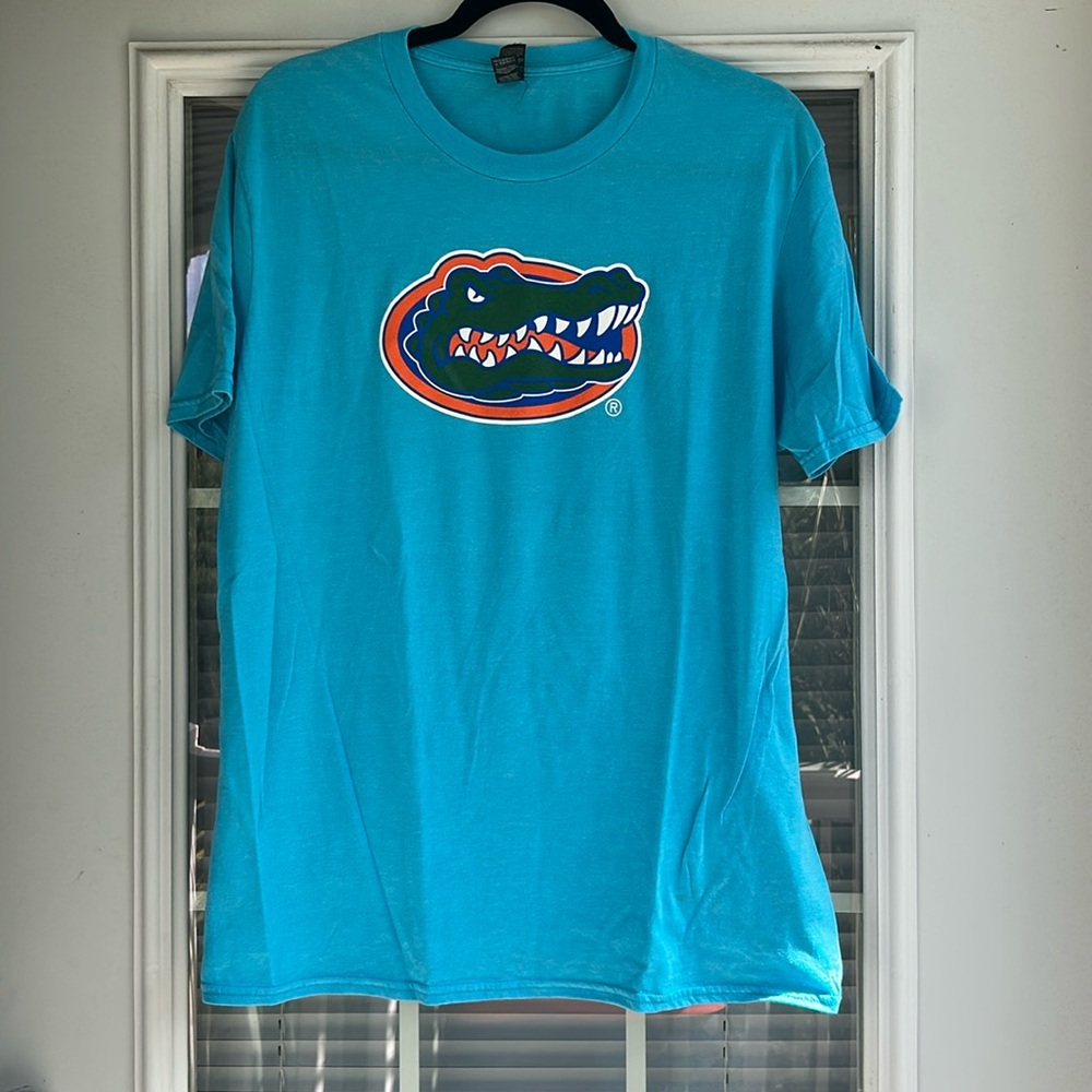 Blue Florida Gators shirt